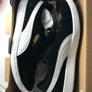 SOLD Puma shoes, black suede. size 8. With box.